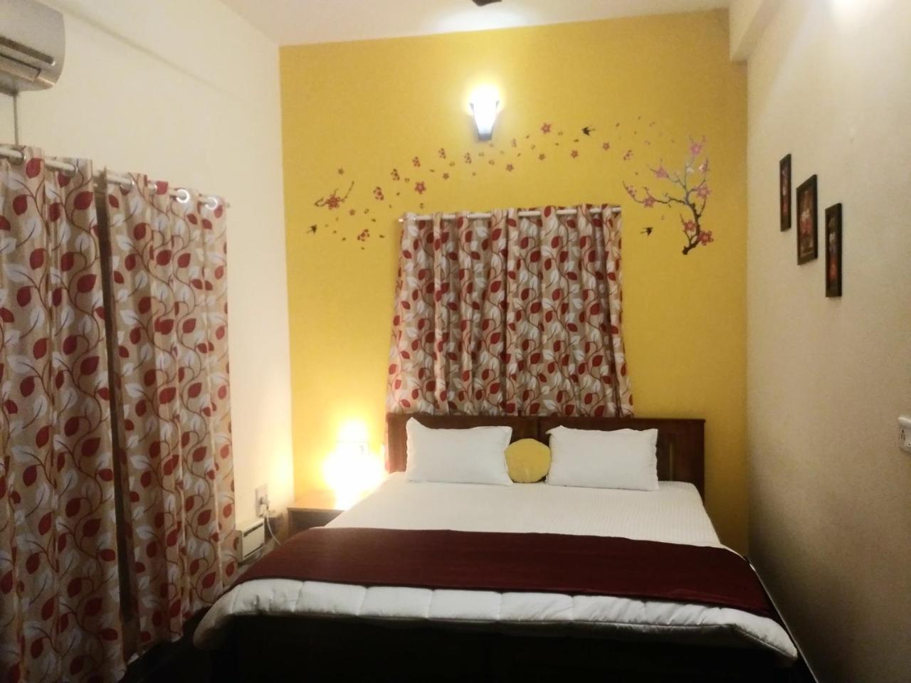 Royale Achaya Bed & Breakfast Chennai Exterior photo