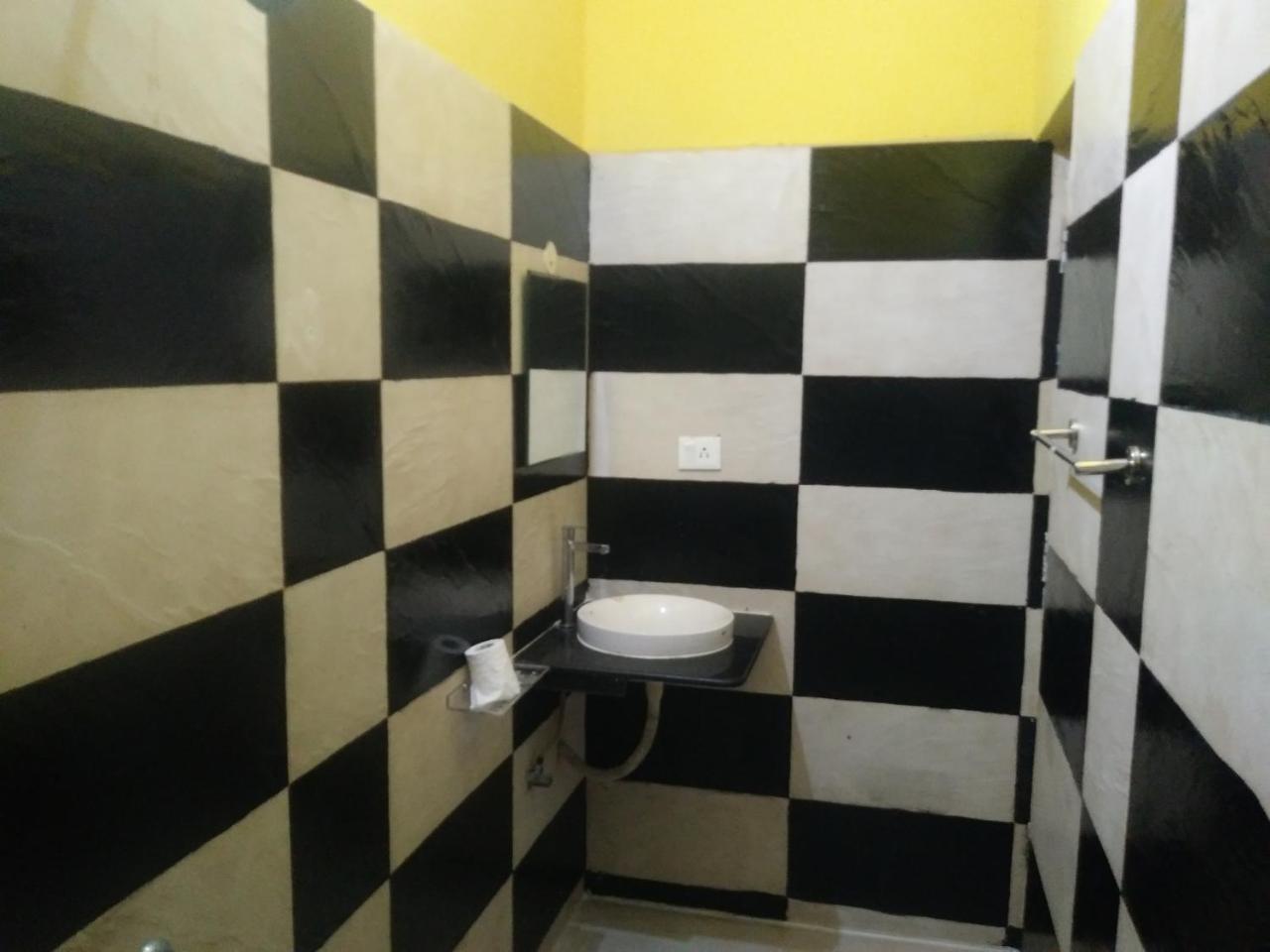 Royale Achaya Bed & Breakfast Chennai Exterior photo
